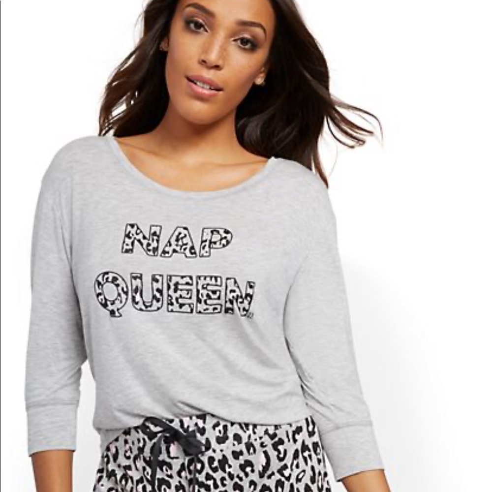 New York & Company sleep shirt